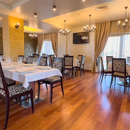 Hotel Tolea Τιργκόβιστε Εξωτερικό φωτογραφία