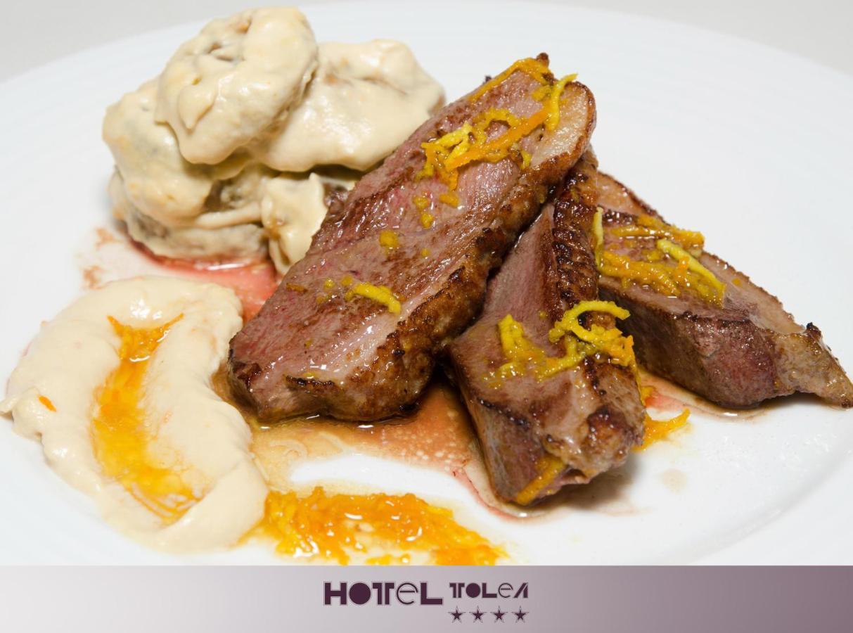 Hotel Tolea Τιργκόβιστε Εξωτερικό φωτογραφία