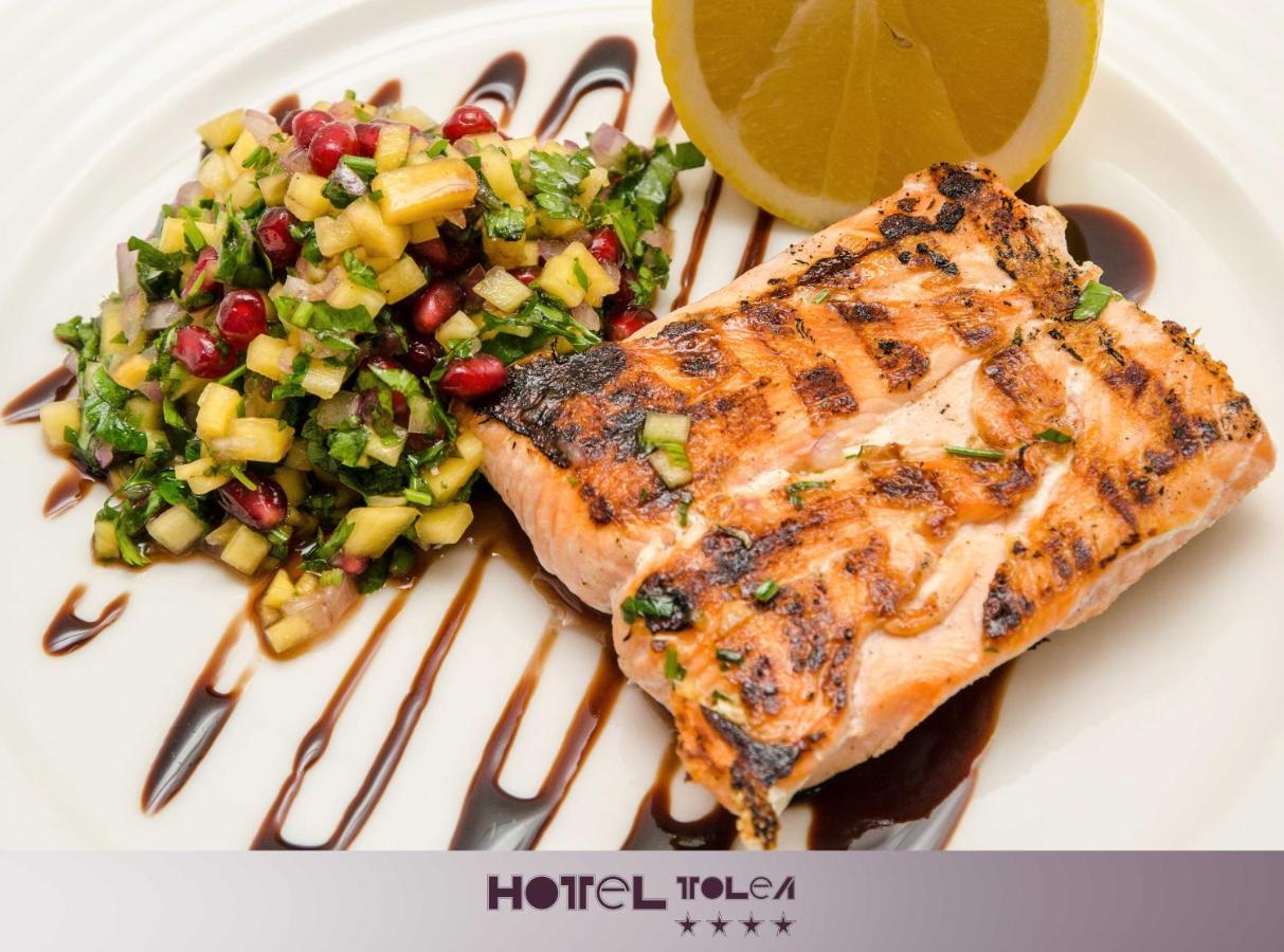 Hotel Tolea Τιργκόβιστε Εξωτερικό φωτογραφία