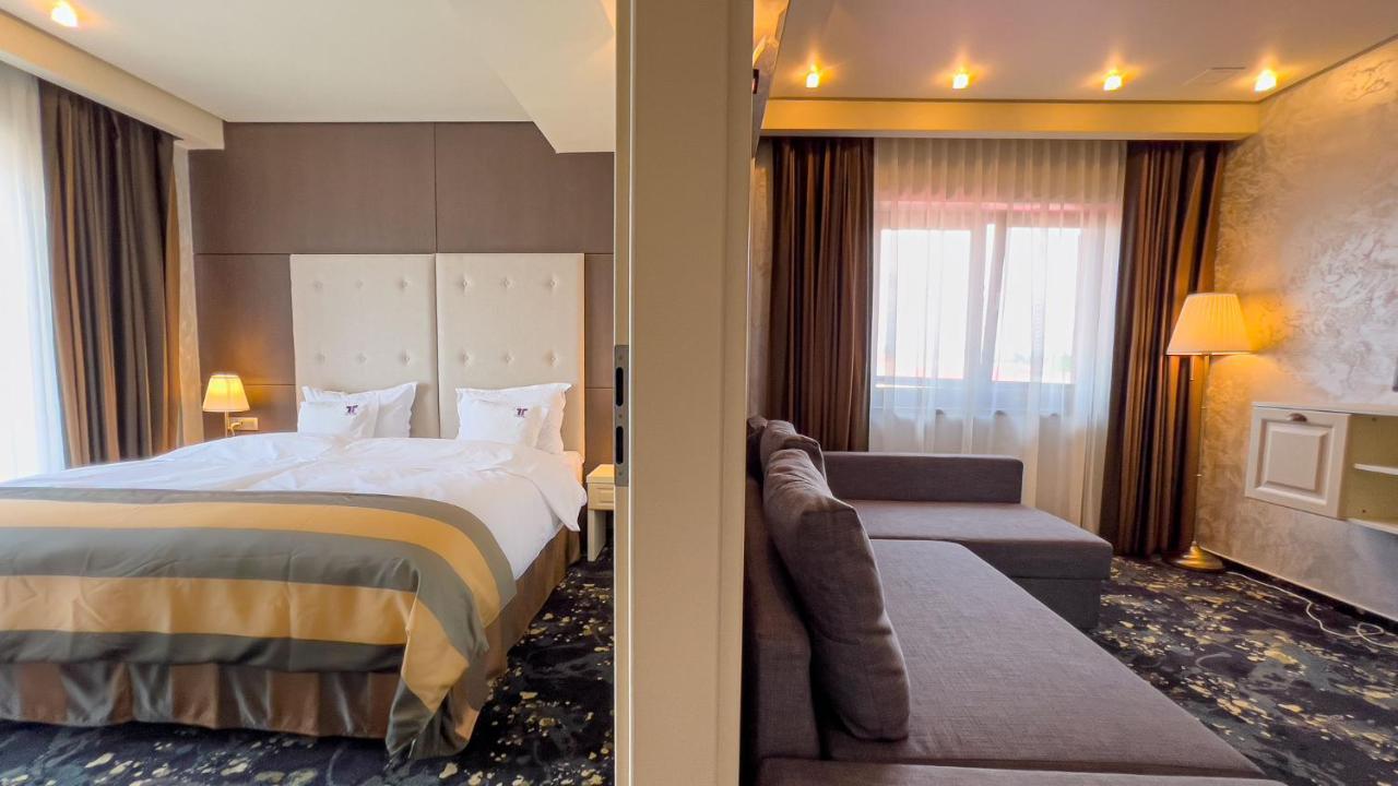 Hotel Tolea Τιργκόβιστε Εξωτερικό φωτογραφία