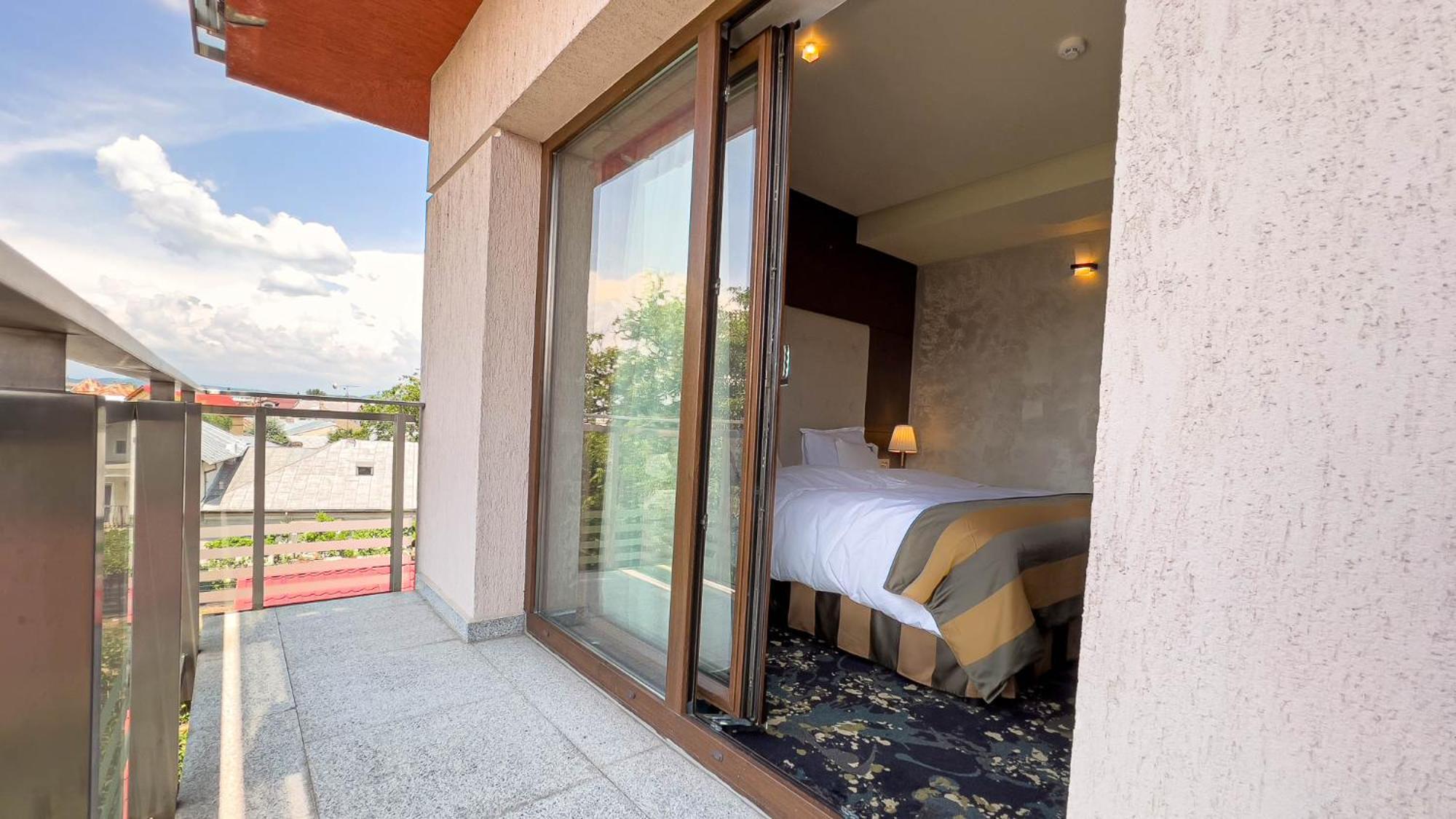 Hotel Tolea Τιργκόβιστε Εξωτερικό φωτογραφία