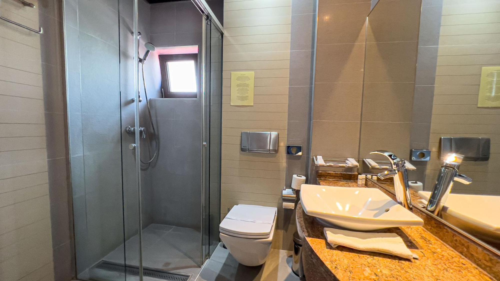Hotel Tolea Τιργκόβιστε Εξωτερικό φωτογραφία
