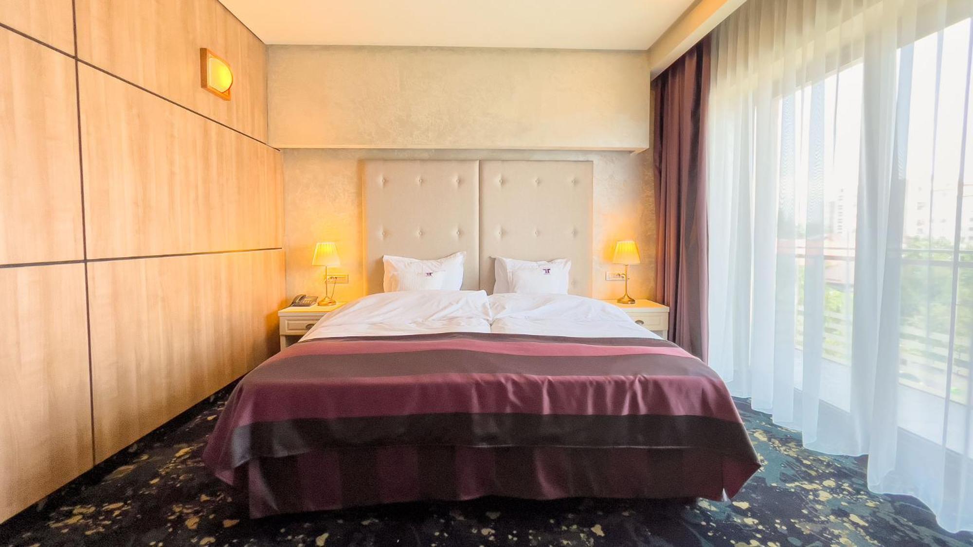 Hotel Tolea Τιργκόβιστε Εξωτερικό φωτογραφία